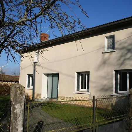 Holiday home Location Des Longeres *